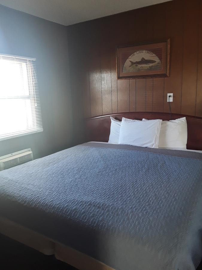 Eddy'S Motel Butte Bagian luar foto