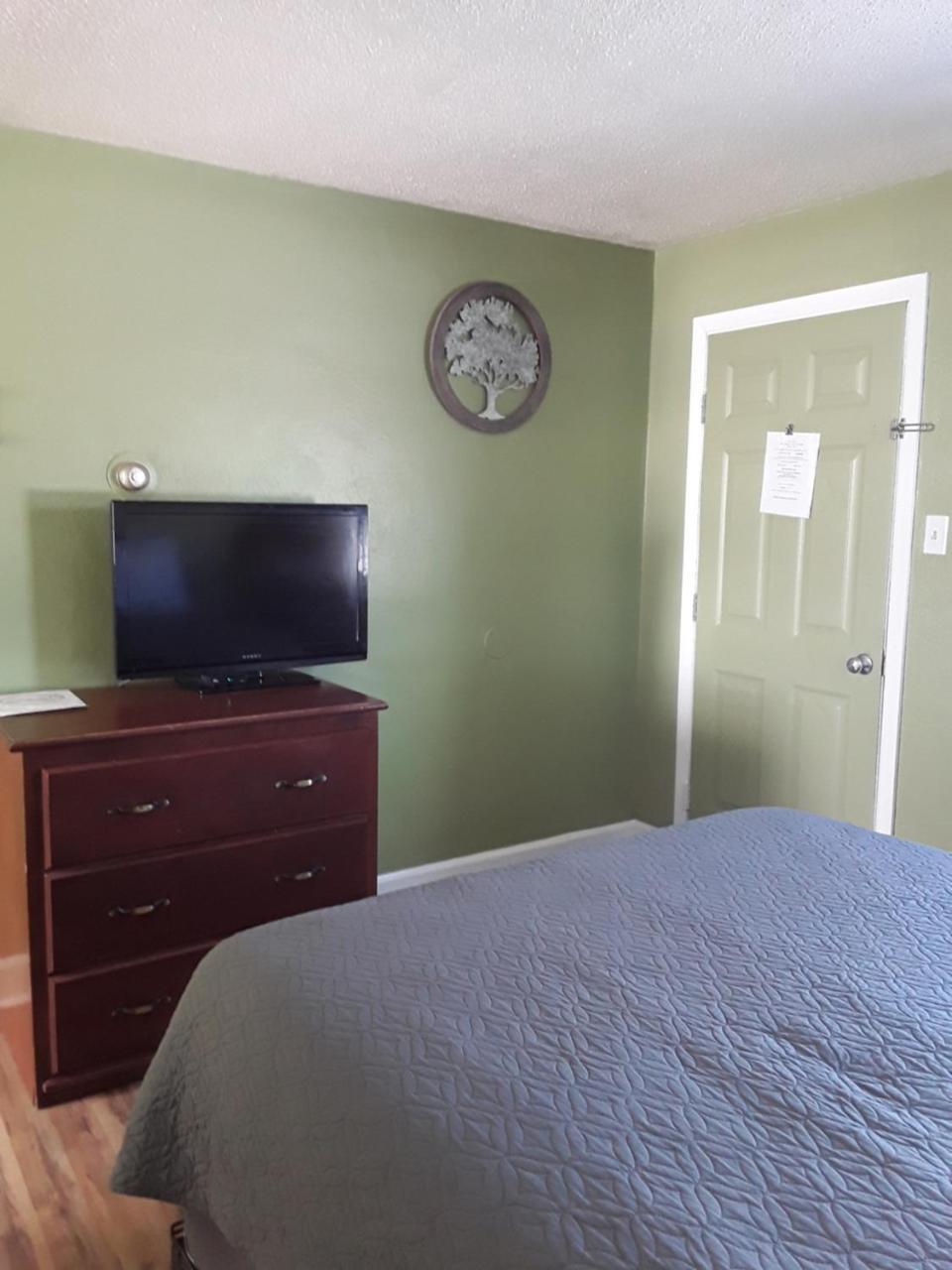 Eddy'S Motel Butte Bagian luar foto